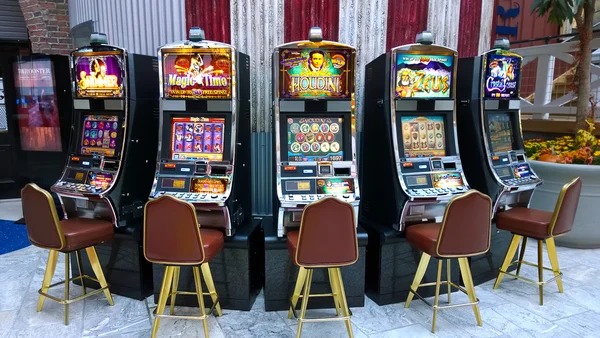 Mesin Arcade game selection menu on gading 4d showing multiple game titles and categories
